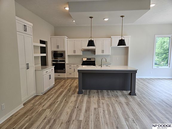5th image of 5258 Waterford Avenue Cir
