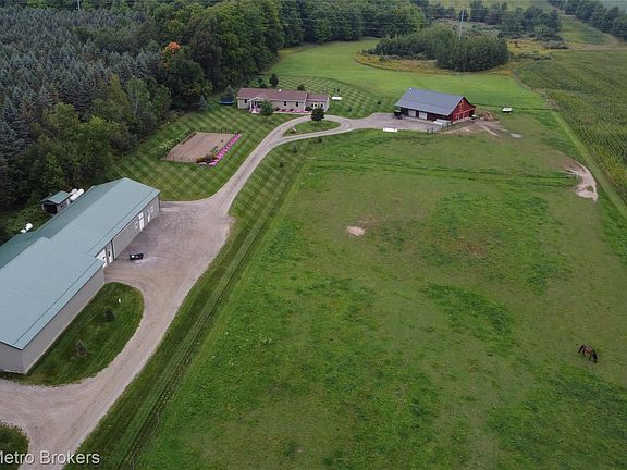 3rd image of 10582 E 80th St