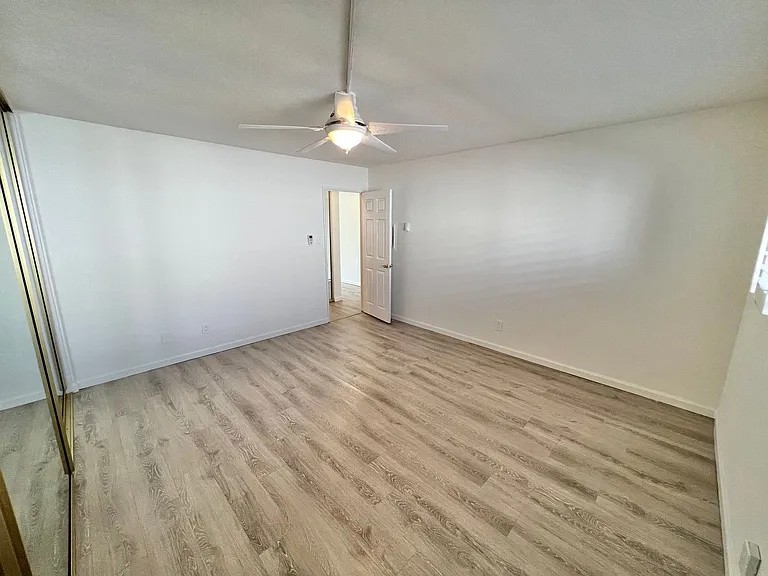 3609 E 2nd St #403 — Photo 10