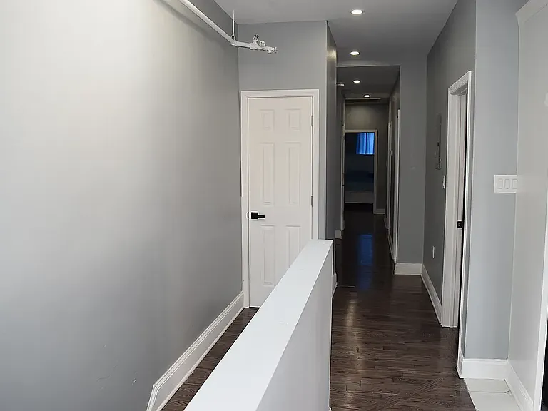 1364 E 38th St #1 — Photo 8