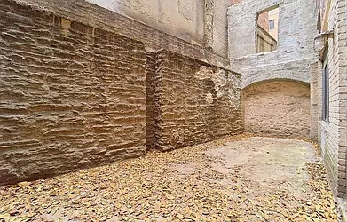 Rented by Mossanen Group