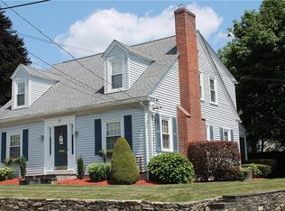 38 Observatory Ave, North Providence, RI 02911