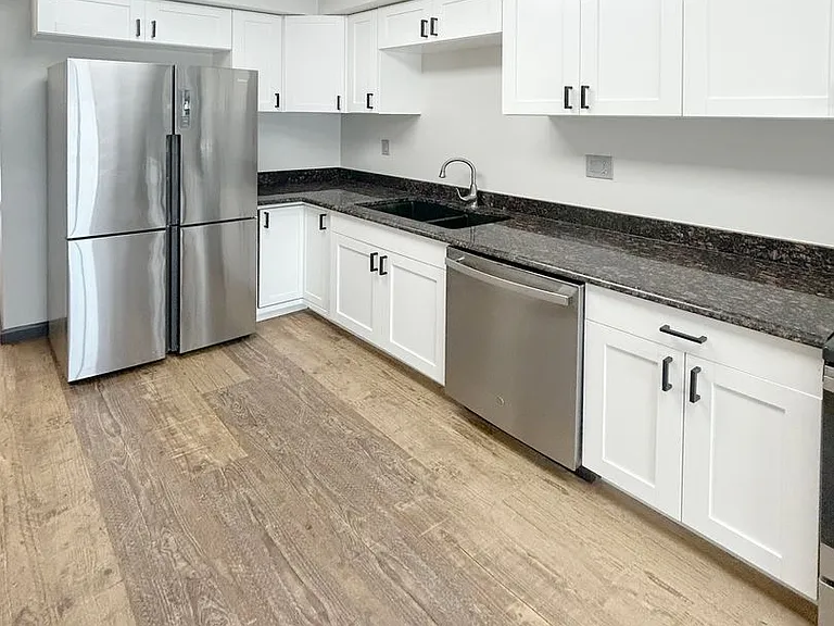 101 E Lincoln Ave — Photo 13