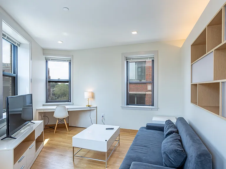 115 Mt Auburn St. — Photo 13