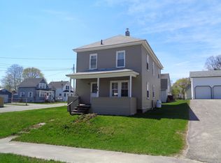 14 Elm St, East Millinocket, ME 04430