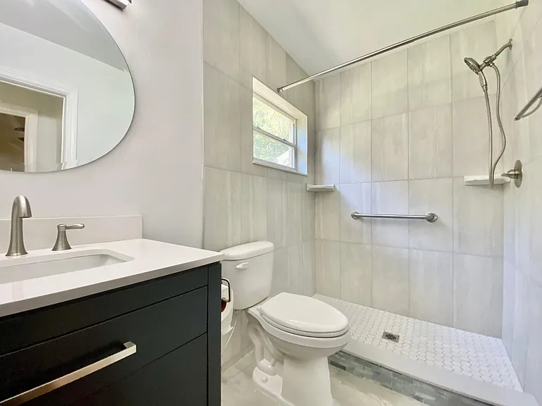 141 Platt Ave — Photo 4