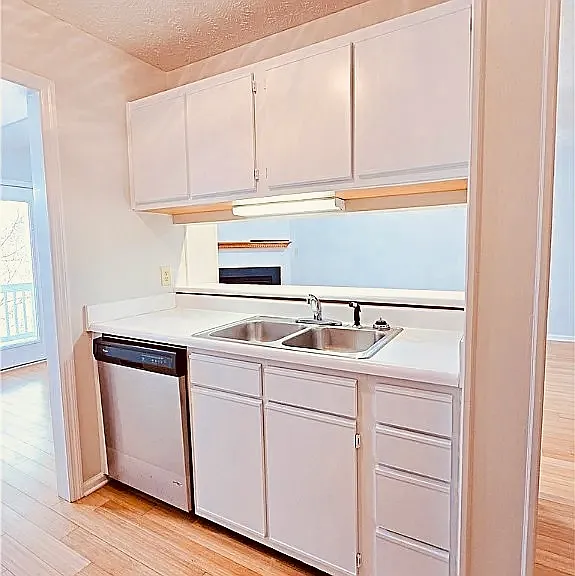 259 Waterdown Dr #11 — Photo 19