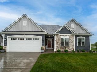 542 Tahoe LANE, Hartford, WI 53027