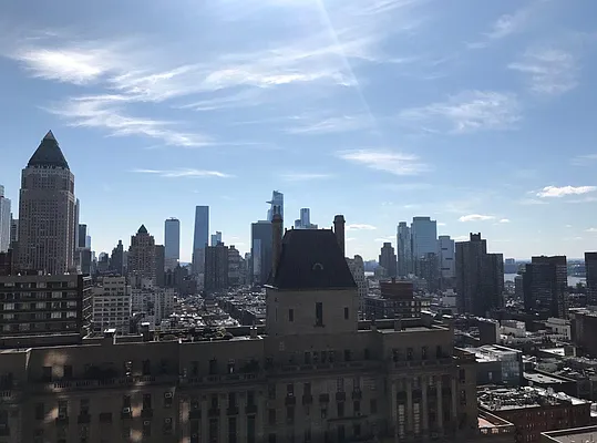 Sold by Realty Group International | media 20