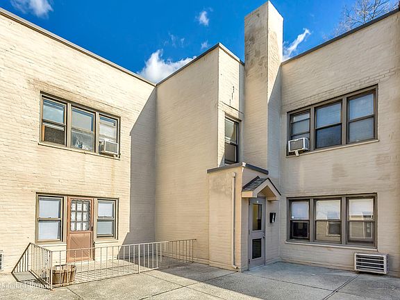 2nd image of 296 Cedarhurst Ave APT G4