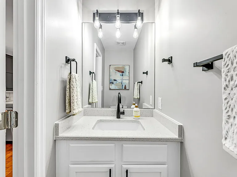 3722 Winborne Ln — Photo 24