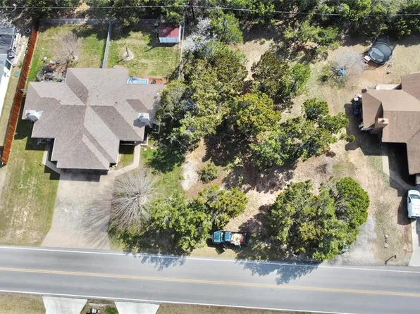5401 Thunderbird Dr, Lago Vista, TX 78645