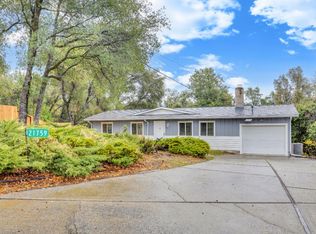 21759 El Lobo Ctr, Sonora, CA 95370