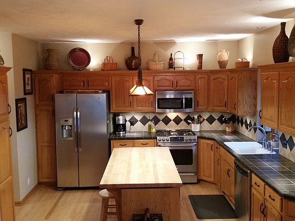 2nd image of 8209 S 104th St