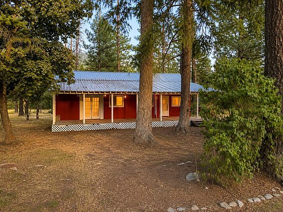 2nd image of 3824 Powers Rd