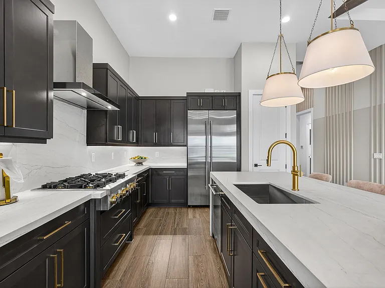 10109 Driftwood Way — Photo 13