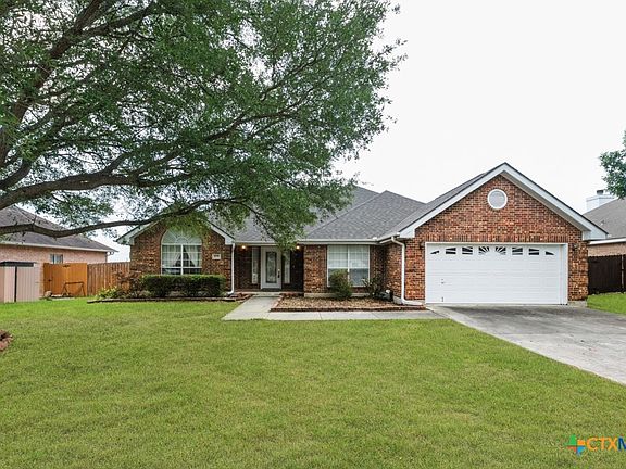 2nd image of 1759 Loma Verde Dr