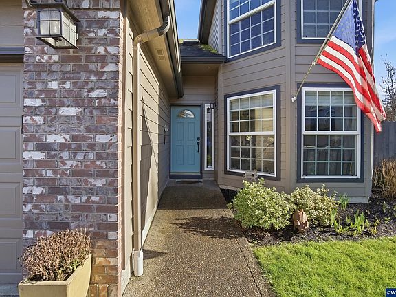 4th image of 2033 W Park Ct NW