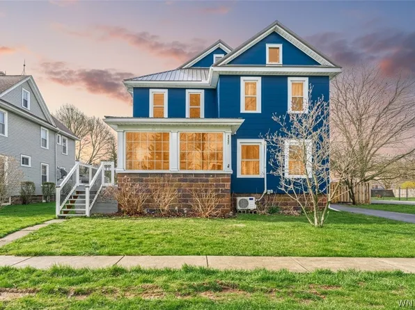8432 East Ave, Gasport, NY 14067