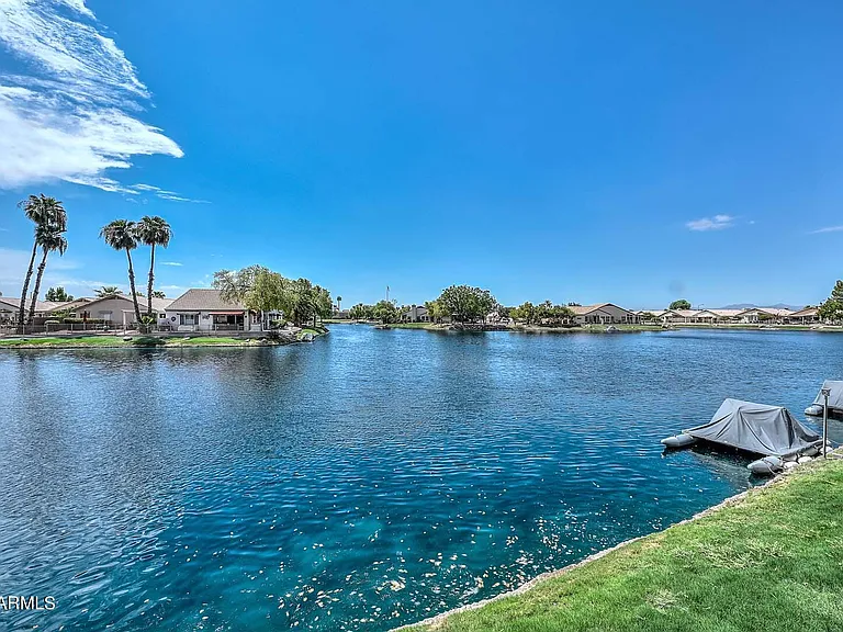 10509 W Runion Dr — Photo 40