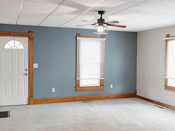 2nd image of 404 Hanna St
