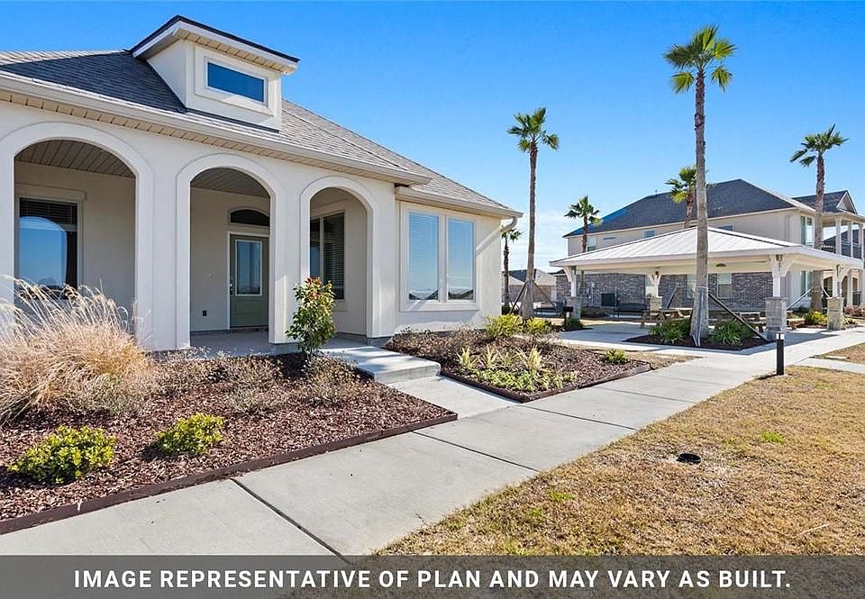 1st image of 821 Pelican Bay Dr