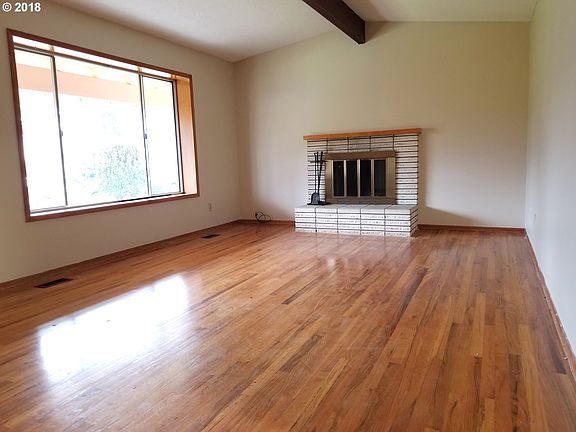 2nd image of 7538 Carolina Ln