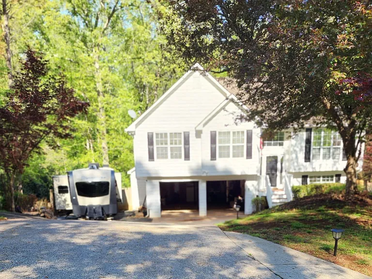 20 Miners Point SE — Photo 39