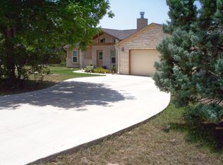 689 Rim Rock Rd, Kerrville, TX 78028
