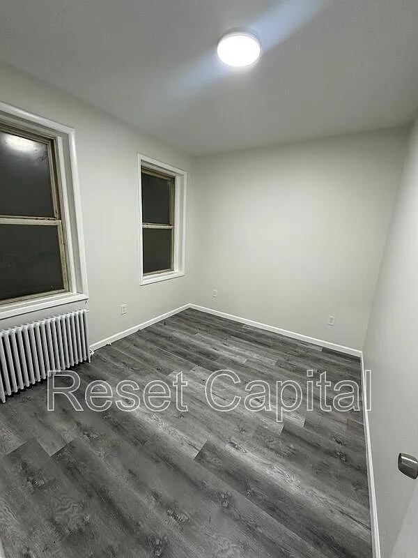 4 bed, 2.0 bath, 1400 sqft, $2,450 — Photo 4