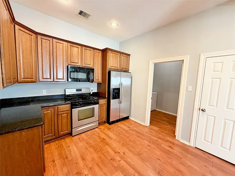 1608 Holman St — Photo 16