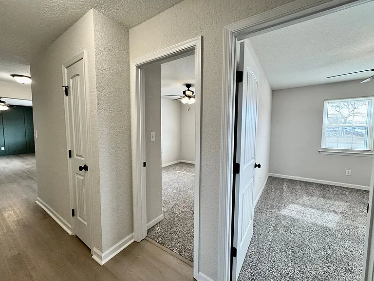 4512 Whitechapel Ct — Photo 30