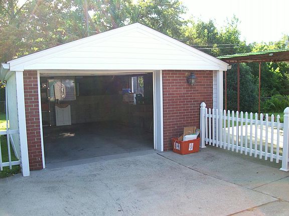 2nd image of 3035 Boaires Ln