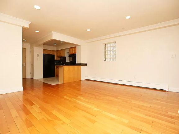 5th image of 83-71 116th St #4