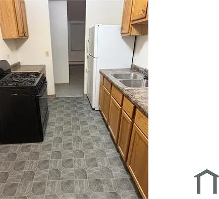 3 bed, $1,650 — Photo 2