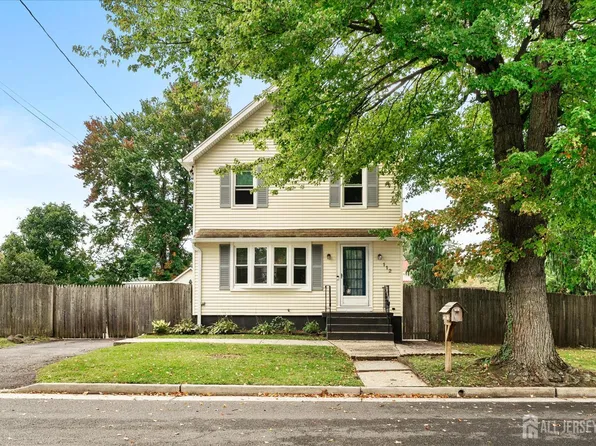 112 9th St, Piscataway, NJ 08854