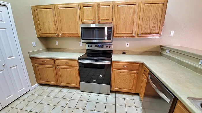 12118 W Dorado Pl #305 — Photo 3