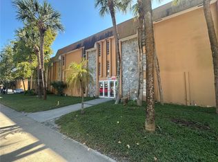1280 W 54th St APT 219B, Hialeah, FL 33012