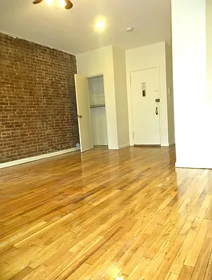 Rented by Keller Williams NYC | media 35