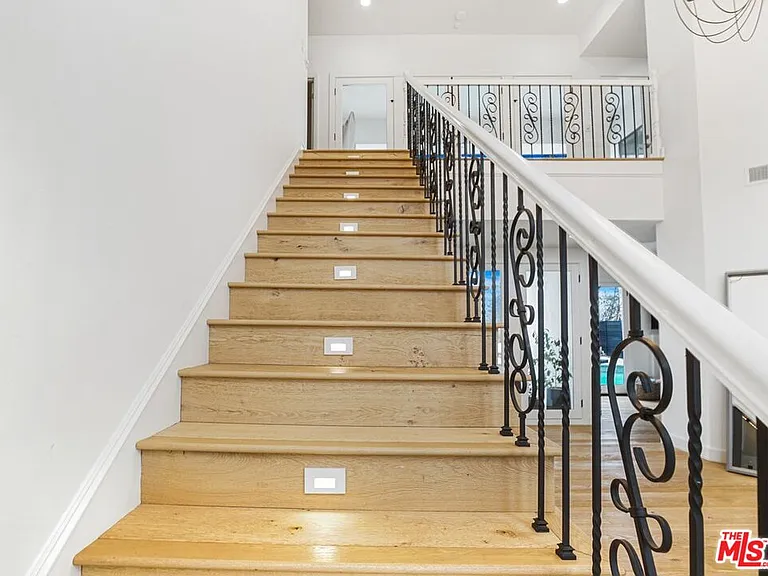 3485 Ridgeford Dr — Photo 50