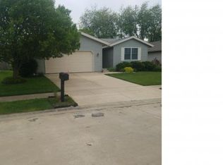 3036 Buena Vista Dr, Springfield, IL 62707