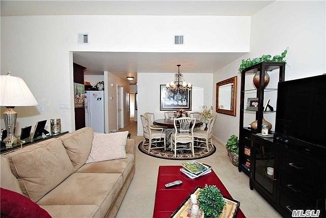 2nd image of 808 Altessa Blvd