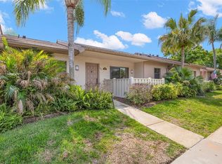 40 Sylvia Pl, Oldsmar, FL 34677