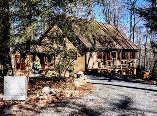 420 Artesian Ln, Tryon, NC 28782