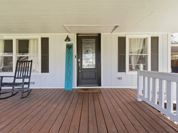 3011 N Sky Ct, Granbury, TX 76049