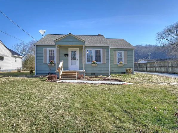 602 N East St, Elizabethton, TN 37643
