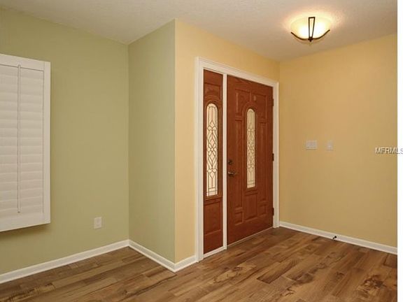 3rd image of 237 Foxcroft Dr E