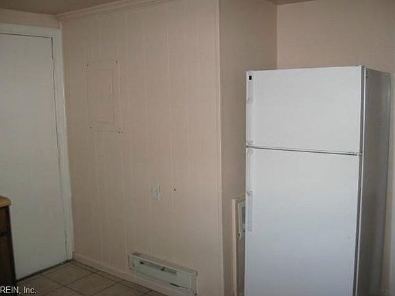 5th image of 472 N Oceana Blvd #A