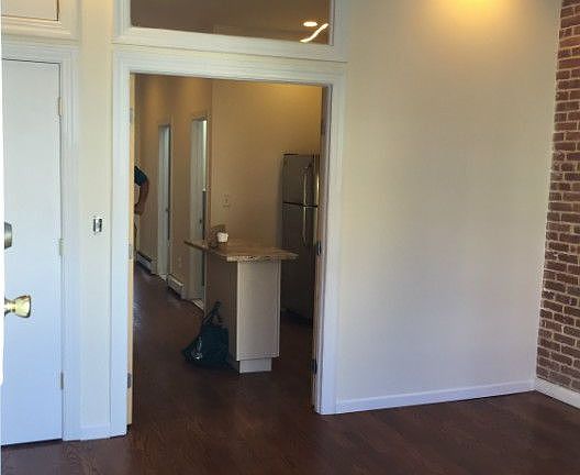 4th image of 404 W 145th St