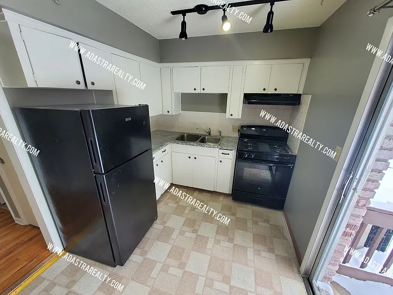 1712 E Cedar St #1716-E — Photo 8